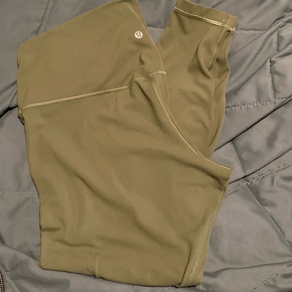 Lululemon Leggings - Picture 1 of 5
